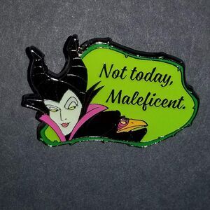 Disney Villains Pin Maleficent Diablo Black Raven Crow Not Today 145126 2021